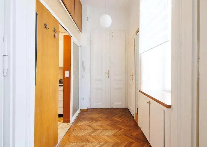 Neu Vintagelivingvienna Im 18ten Apartment *